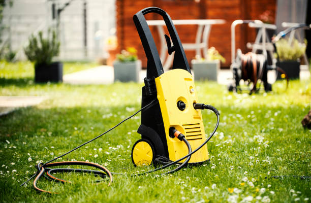 Best Driveway Cleaning and Restoration in Highland, IL